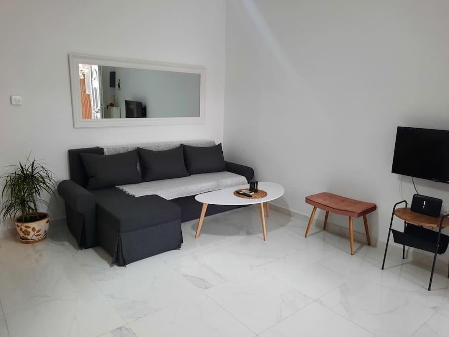 House In Diavata, Thessaloniki, Greece Appartement Buitenkant foto