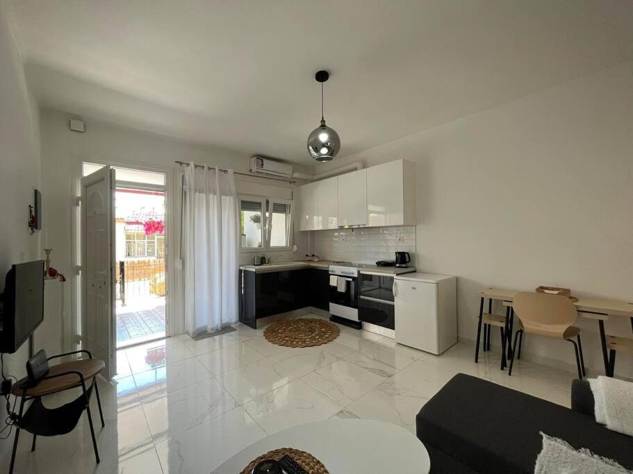 House In Diavata, Thessaloniki, Greece Appartement Buitenkant foto